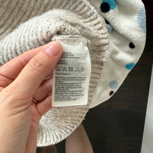 H&M | Sweater Dress - Picture 5 of 5